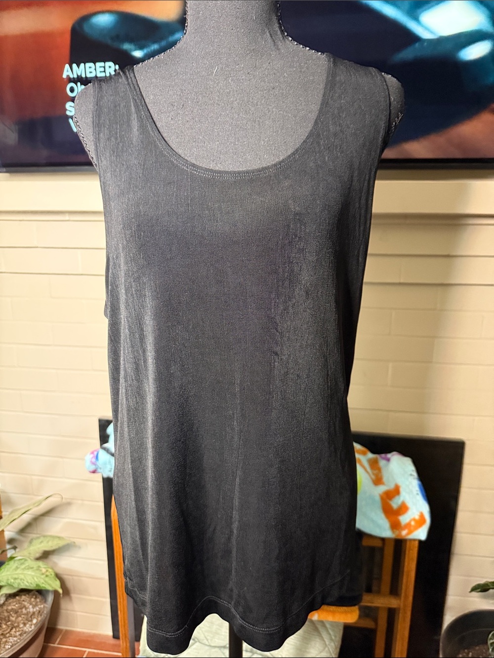 Classic Black Scoop Neck Tank Top